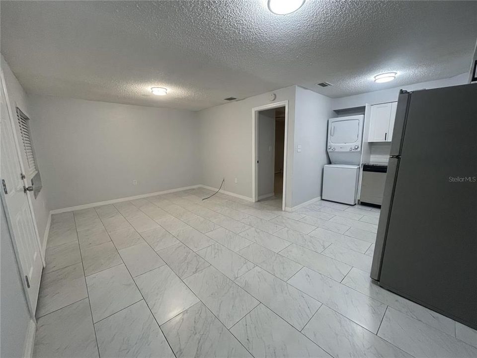 For Rent: $1,550 (1 beds, 1 baths, 650 Square Feet)