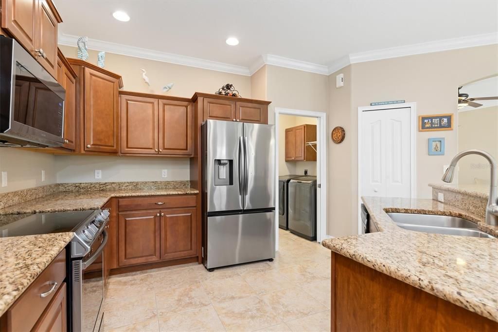 For Sale: $449,000 (3 beds, 2 baths, 1814 Square Feet)