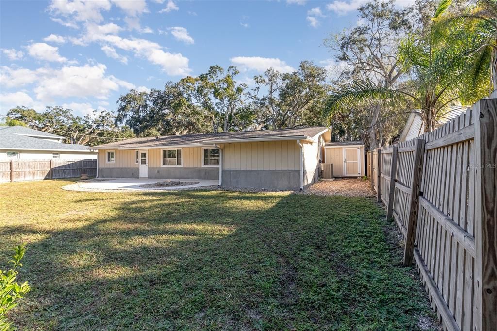 For Sale: $260,000 (3 beds, 2 baths, 1084 Square Feet)