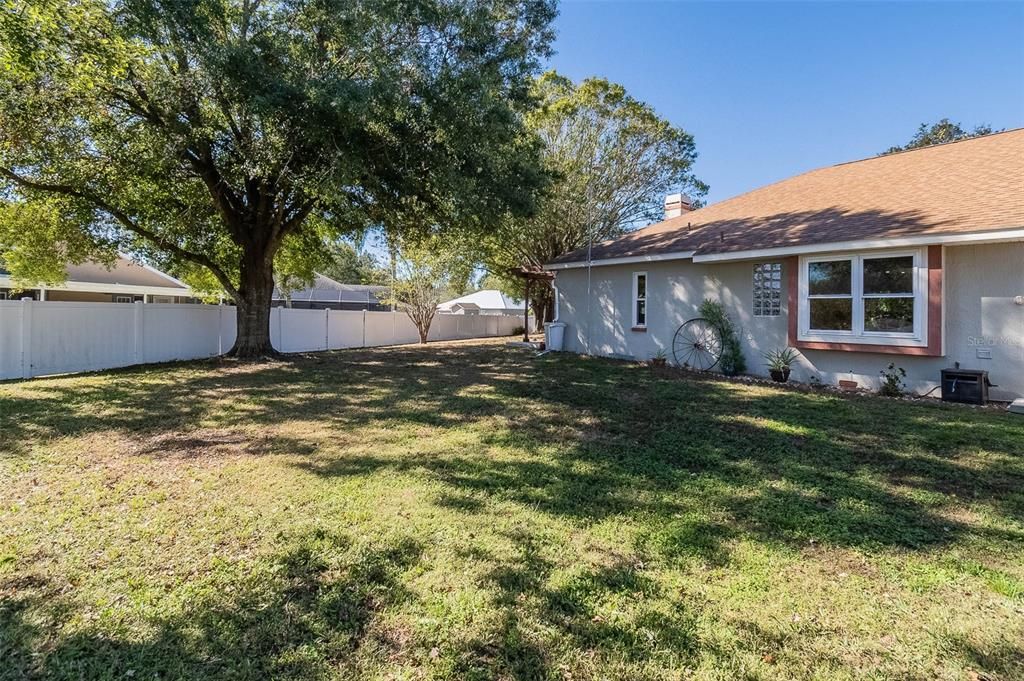 For Sale: $419,000 (3 beds, 2 baths, 2100 Square Feet)