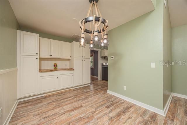 For Sale: $464,500 (3 beds, 2 baths, 1479 Square Feet)