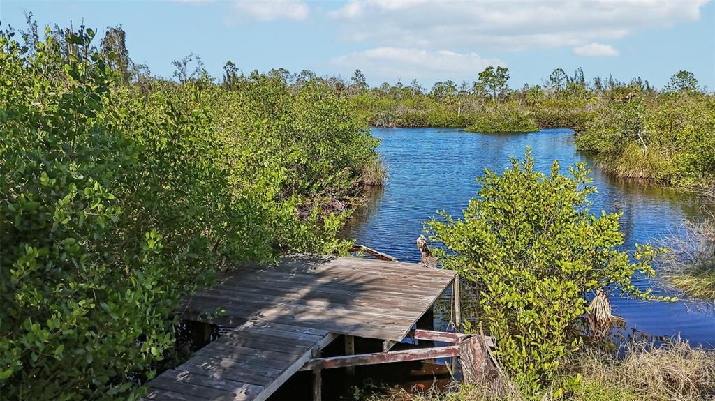 На продажу: $249,500 (2.50 acres)