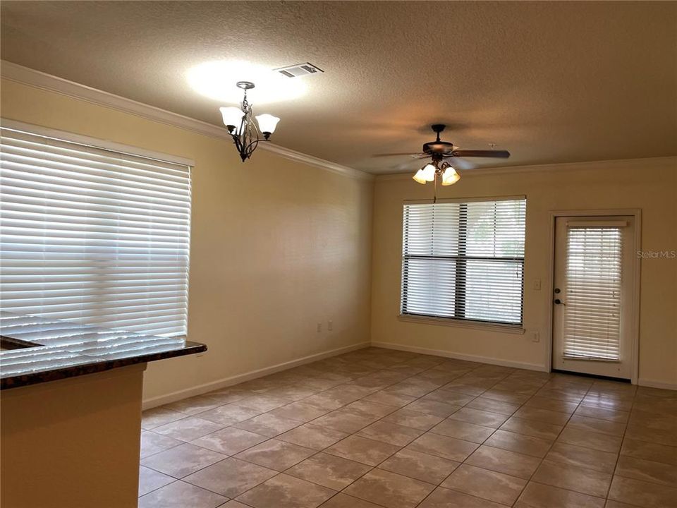 For Rent: $1,850 (3 beds, 3 baths, 1326 Square Feet)