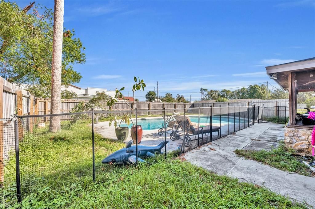 For Sale: $2,200,000 (4 beds, 2 baths, 2868 Square Feet)