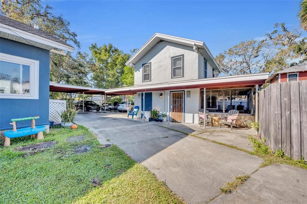 For Sale: $2,200,000 (4 beds, 2 baths, 2868 Square Feet)