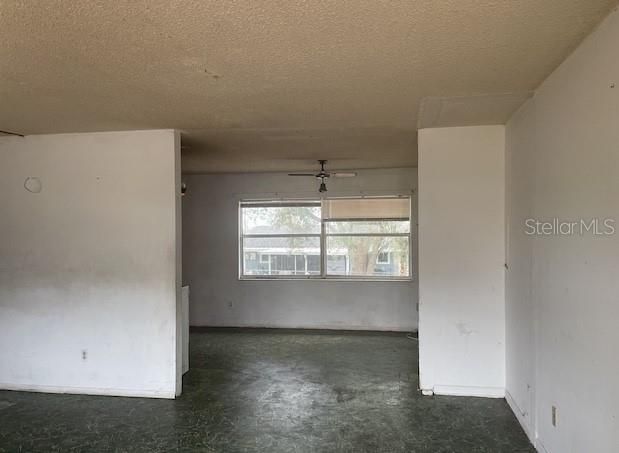 Active With Contract: $140,000 (3 beds, 2 baths, 1230 Square Feet)