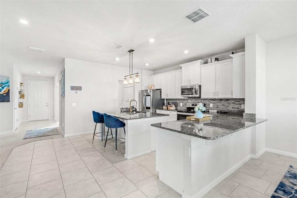 For Sale: $534,900 (3 beds, 2 baths, 2654 Square Feet)