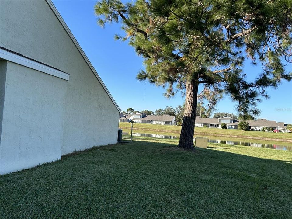 For Sale: $294,000 (3 beds, 2 baths, 1070 Square Feet)