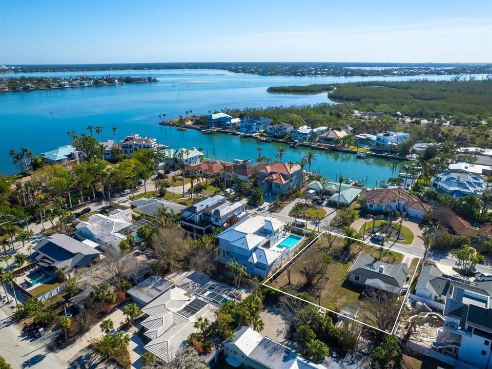 The bay and Intracoastal Waterway is just across the street.