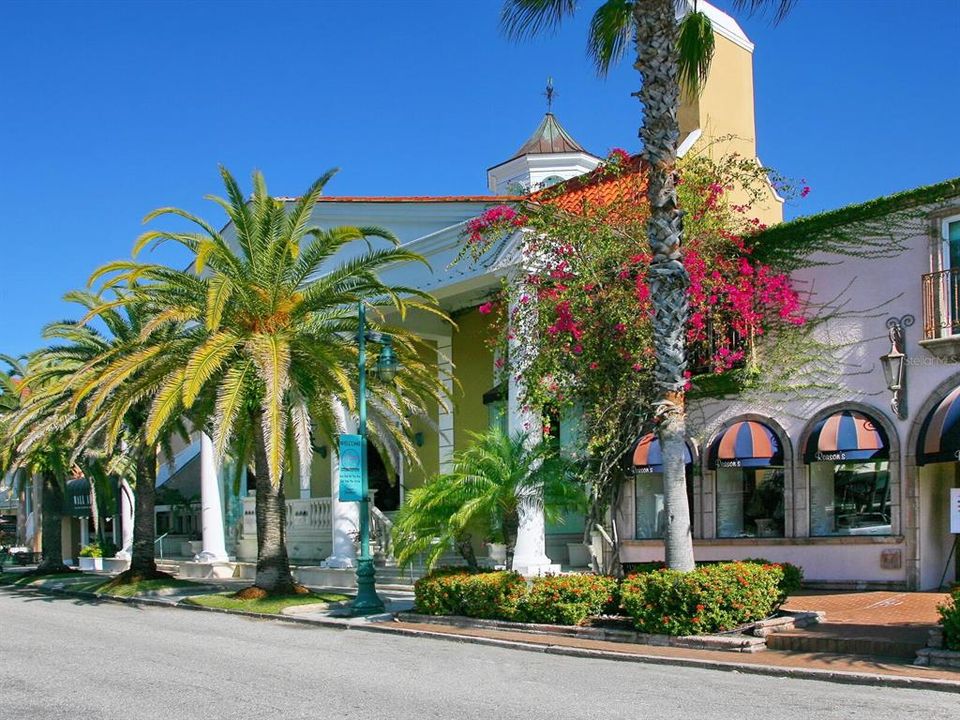 St. Armands Cafes and Restaurants