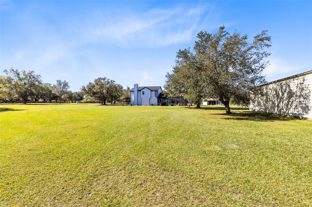 For Sale: $1,190,000 (3 beds, 2 baths, 2618 Square Feet)