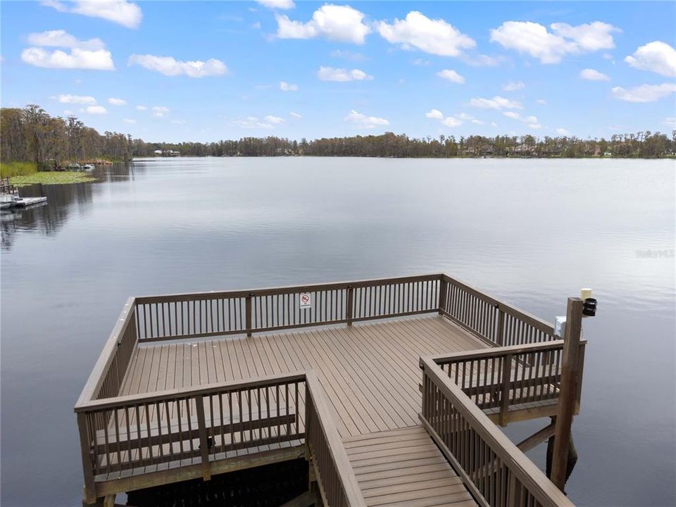 Fishing pier 1 / Lake view