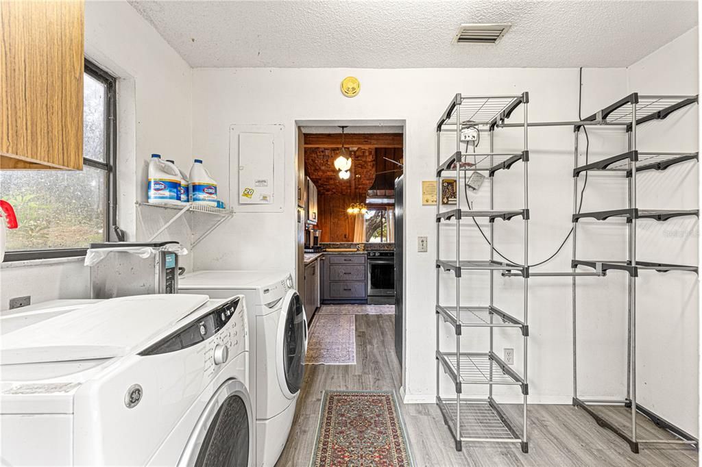 Large Laundry/ Mudroom