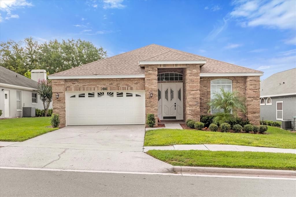 For Sale: $515,000 (3 beds, 2 baths, 1956 Square Feet)