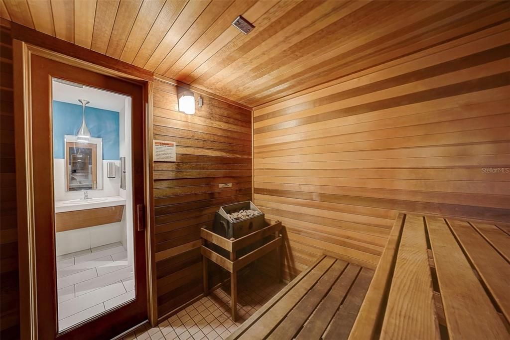 Men's and women's sauna