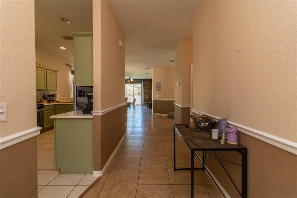 For Rent: $2,300 (2 beds, 2 baths, 1603 Square Feet)