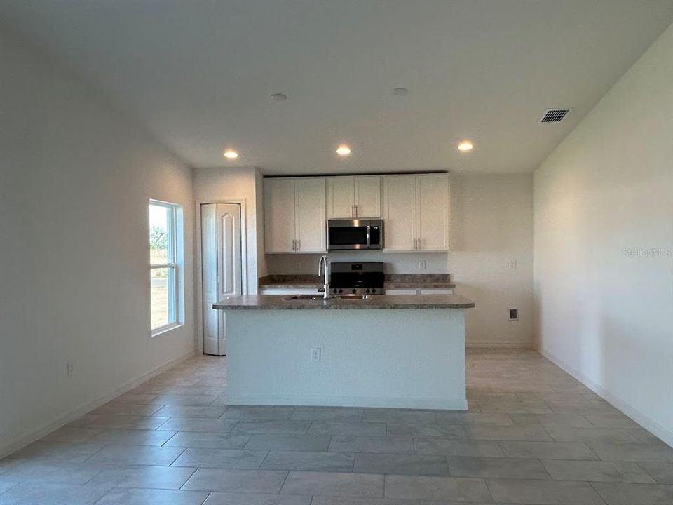 Active With Contract: $309,900 (3 beds, 2 baths, 1447 Square Feet)