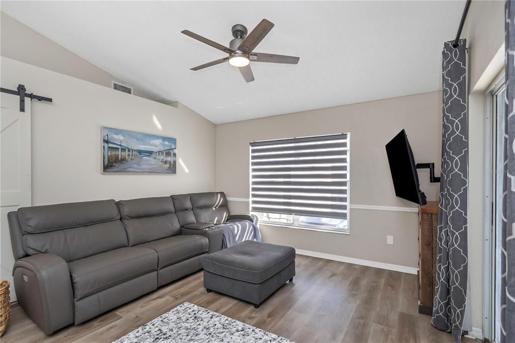 Active With Contract: $429,000 (4 beds, 2 baths, 1825 Square Feet)