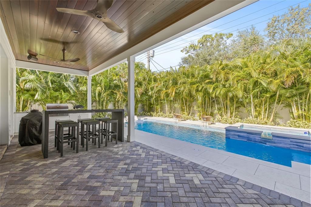 Outdoor Kitchen