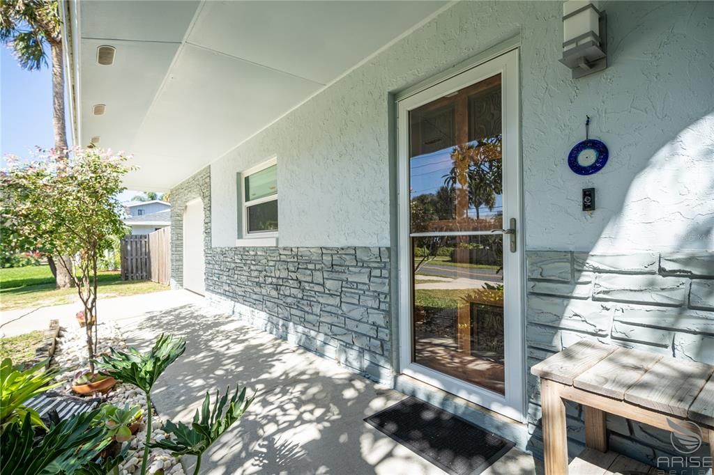 For Sale: $503,000 (3 beds, 2 baths, 1120 Square Feet)