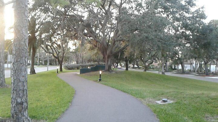 walkway from downtown to the beach through the park