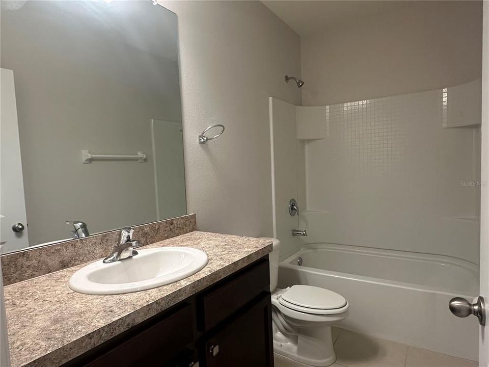 For Rent: $2,300 (3 beds, 2 baths, 1673 Square Feet)