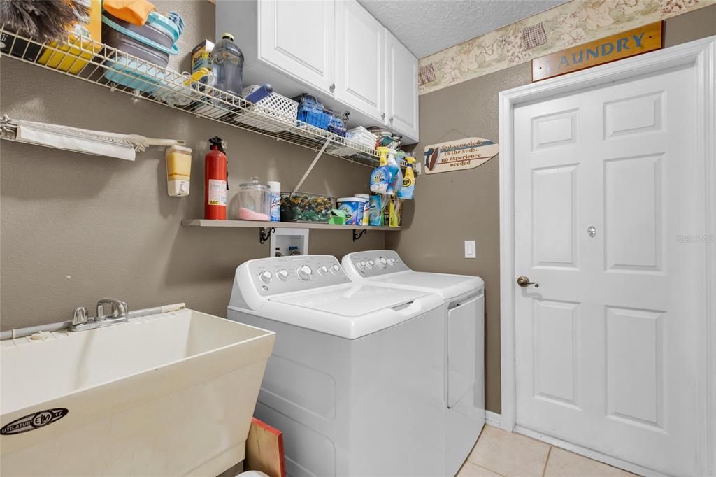 Laundry Room (Washer/Dryer do not convey with the property)