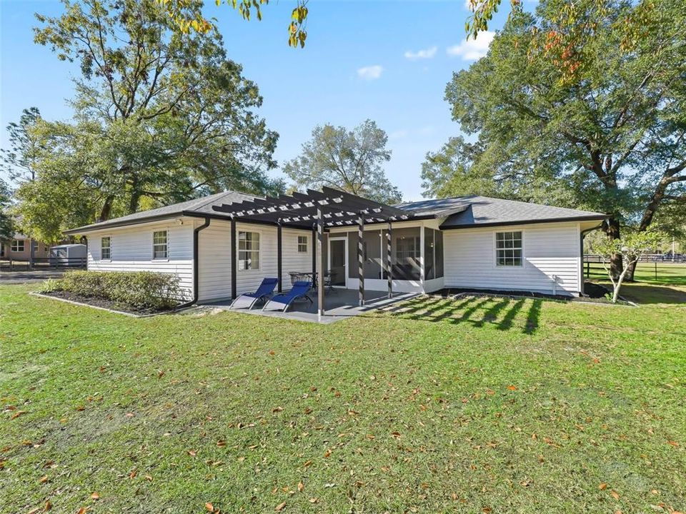 For Sale: $1,995,000 (4 beds, 3 baths, 2482 Square Feet)