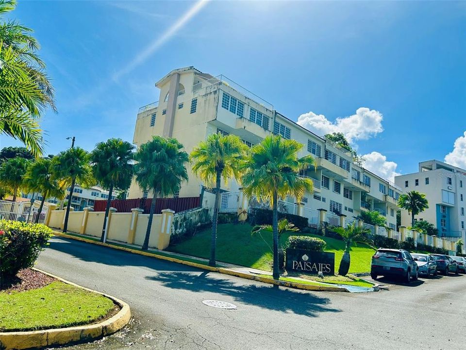 Recently Rented: $1,700 (3 beds, 2 baths, 1497 Square Feet)