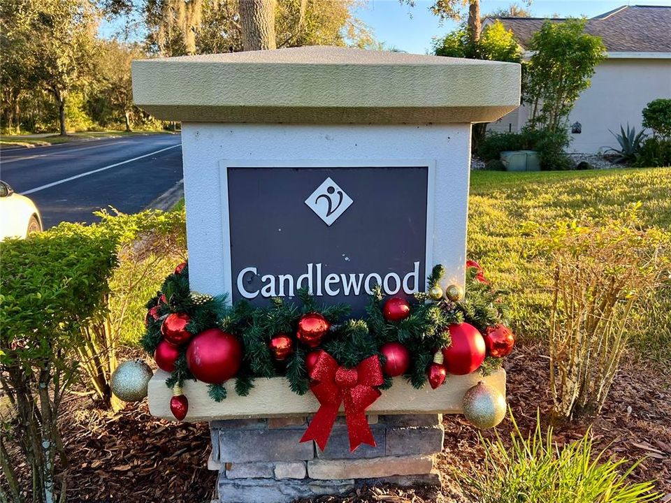 located in Candlewood part of desirable Solivita