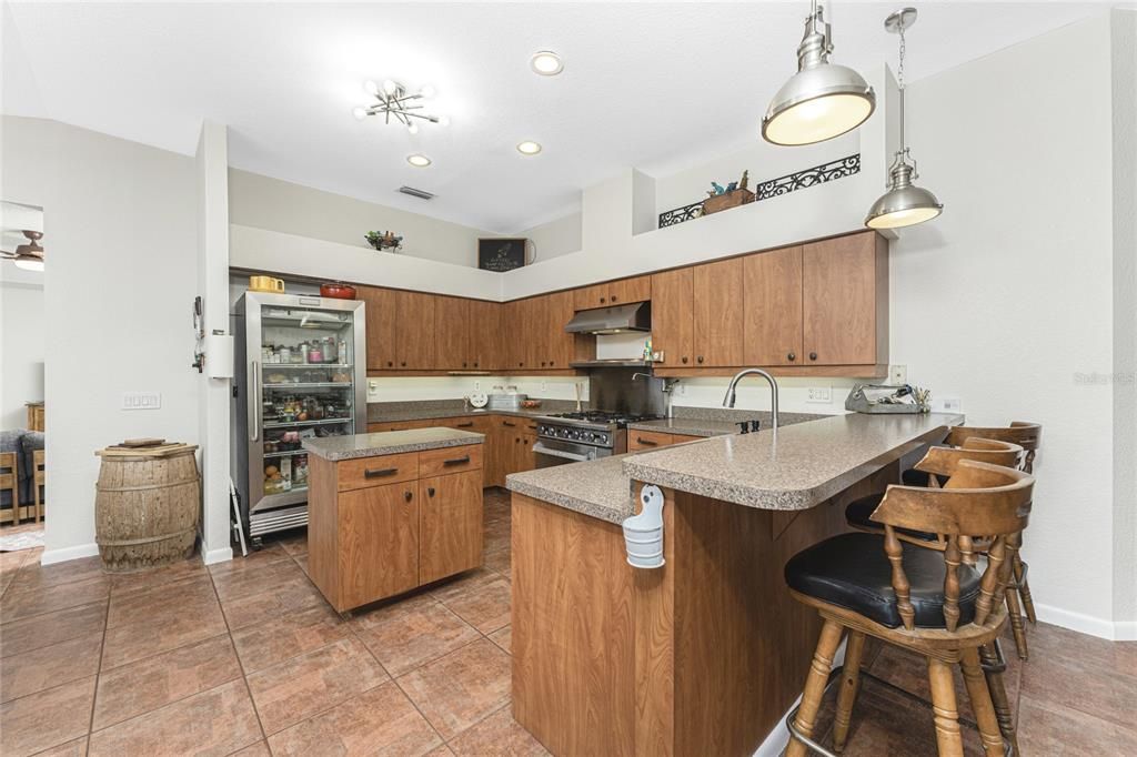 Kitchen has planty of cabinetry and countertop space