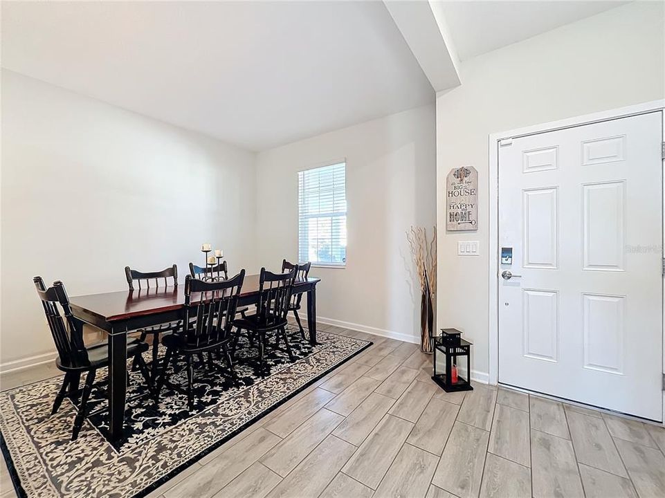 For Sale: $460,000 (4 beds, 2 baths, 2341 Square Feet)