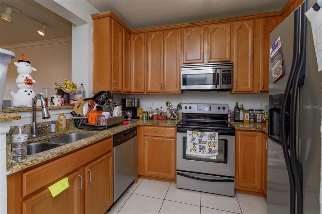 For Sale: $212,000 (1 beds, 1 baths, 74 Square Feet)