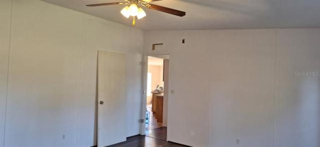 For Sale: $275,000 (4 beds, 2 baths, 2128 Square Feet)