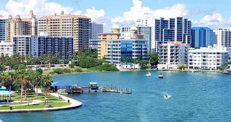 The Sarasota Bayfront is half a mile from Laurel Park.