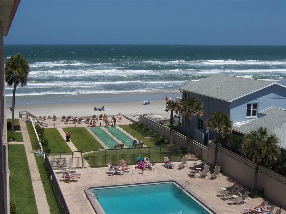 House to right has been recently torn down with new home coming further back from beach.  Seawall extended south of HDSII.