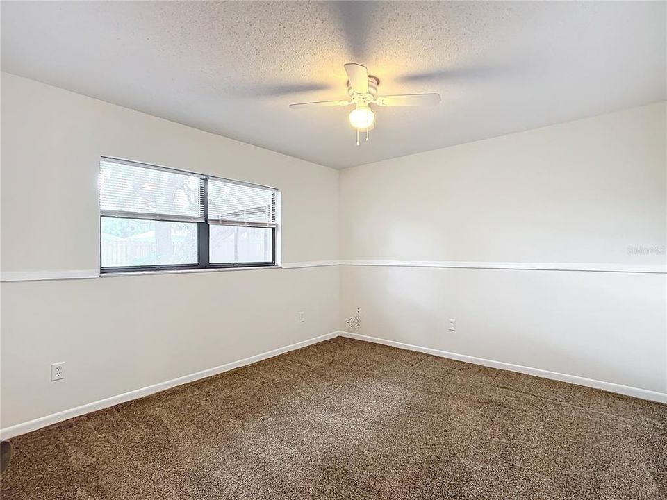 For Sale: $289,000 (3 beds, 2 baths, 1670 Square Feet)