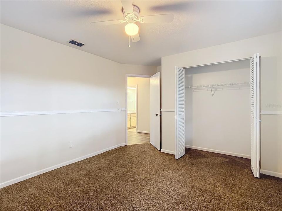 For Sale: $289,000 (3 beds, 2 baths, 1670 Square Feet)