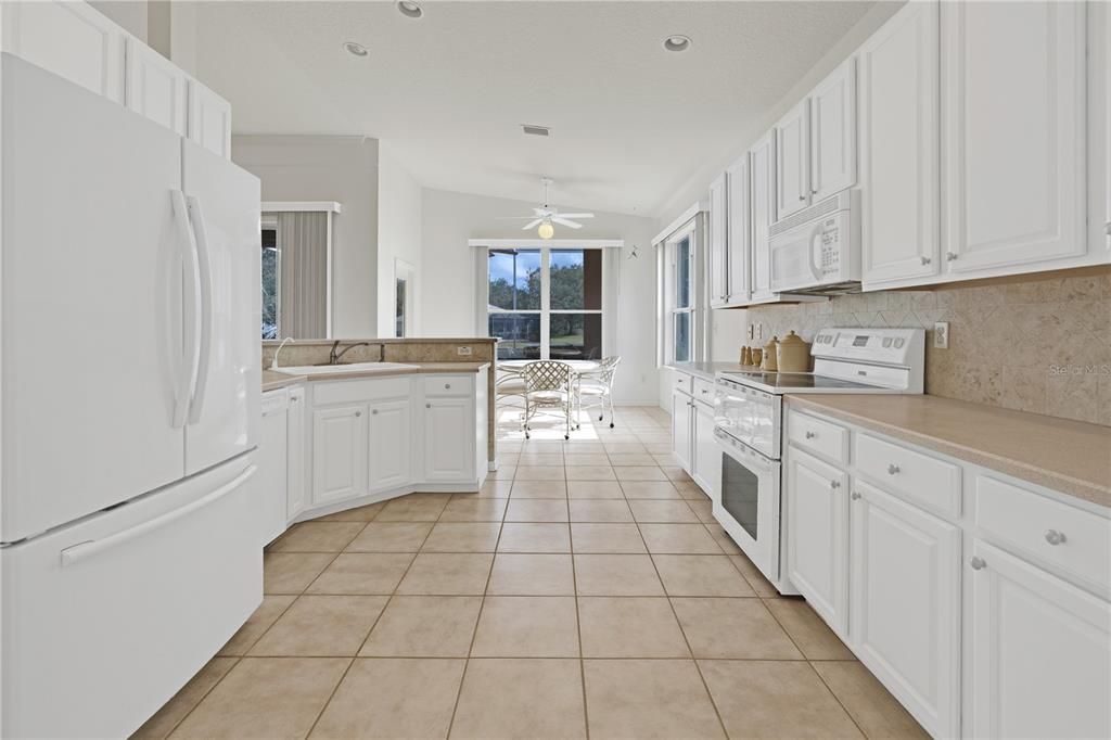 Kitchen w/lake views.