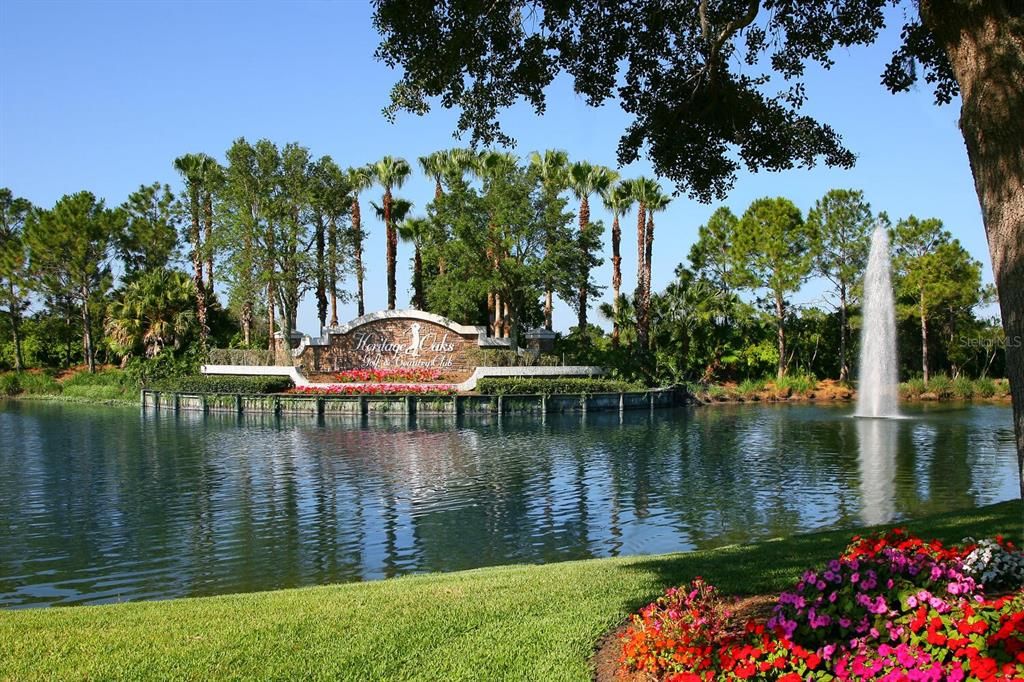 Heritage Oaks Golf and Country Club Entry