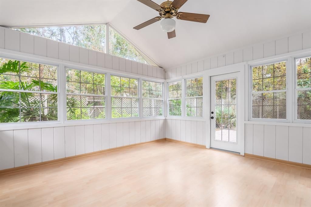 Sunroom, view to outside door