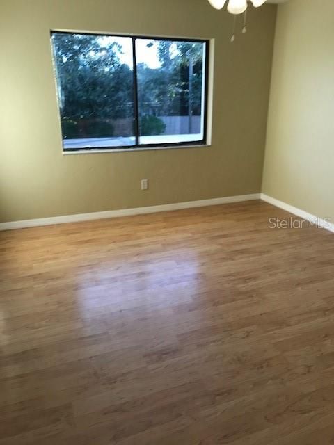 For Rent: $1,975 (2 beds, 2 baths, 1304 Square Feet)