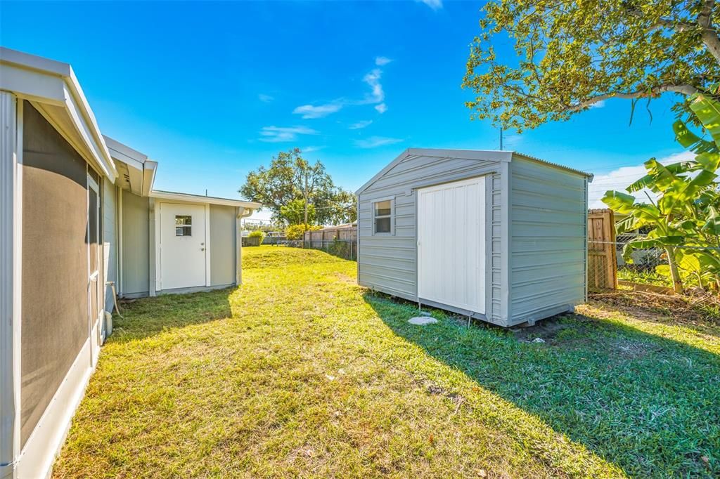 For Sale: $364,900 (3 beds, 2 baths, 1092 Square Feet)