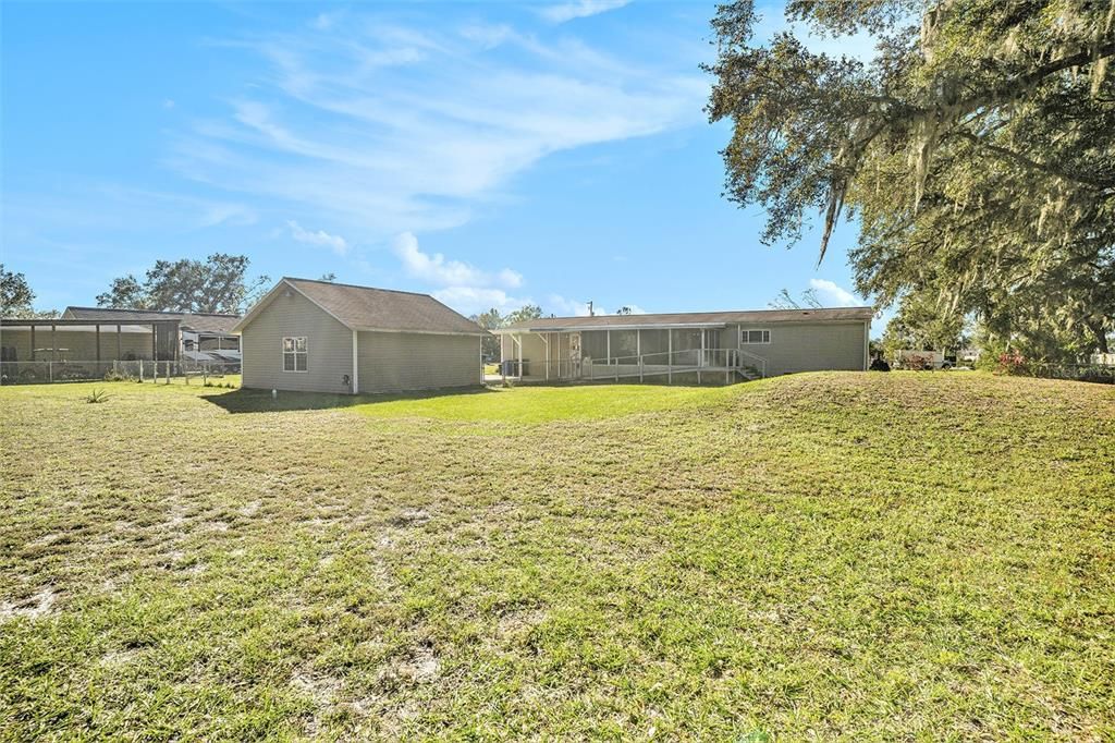 For Sale: $449,000 (4 beds, 2 baths, 2280 Square Feet)