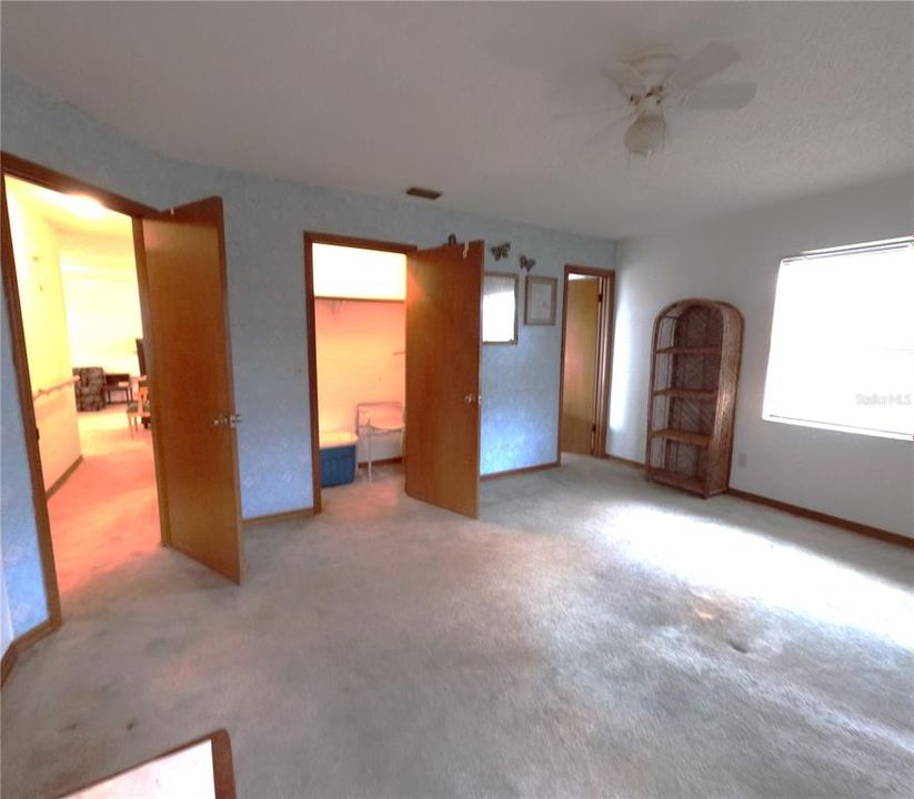 En Venta: $219,000 (2 camas, 2 baños, 1120 Pies cuadrados)