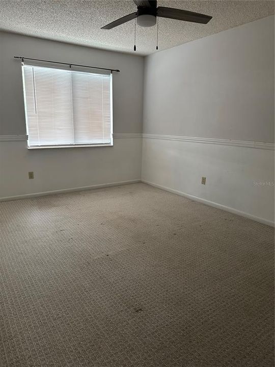 For Rent: $1,250 (2 beds, 2 baths, 1027 Square Feet)