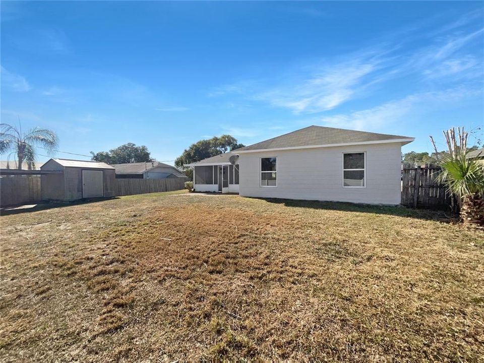 For Sale: $333,000 (3 beds, 2 baths, 1840 Square Feet)