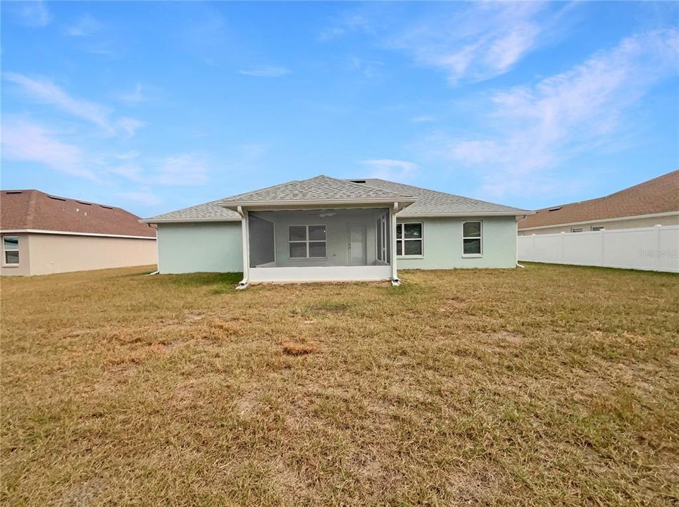 For Sale: $325,000 (3 beds, 2 baths, 2066 Square Feet)