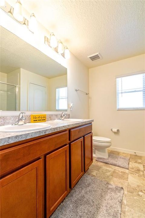 For Sale: $349,999 (4 beds, 2 baths, 1656 Square Feet)