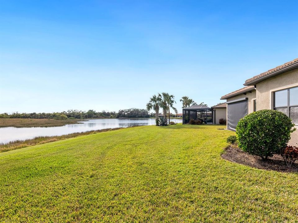 For Sale: $639,000 (3 beds, 2 baths, 1992 Square Feet)